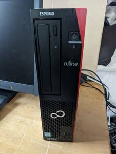 富士通 FUJITSU ESPRIMO D588/T FMVD38004 CORE i3 8100 8世代　4GB 500GB パソコン