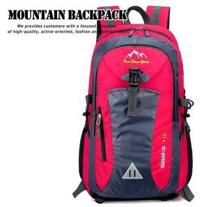 メンズリュック レディースリュック 防水 スポーツ 軽量 32L アウトドア キャンプ ジム 登山 散歩 　レッド