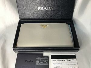 超美品PRADA プラダ 長財布 ラウンドファスナー POMICE