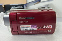 ◆未使用 Panasonic(パナソニック) 大容量32GB/SD/光学16倍 フルHDデジタルビデオカメラ HDC-TM30 レッド 手ぶれ補正×追尾フォーカス_画像6