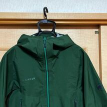 【美品】マムート ゴアテックス マウンテンパーカー Crater HS Hooded Jacket asia L_画像3