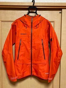 マムート ゴアテックス マウンテンパーカー GORETEX Quantum Ultra-Light Jacket asia M