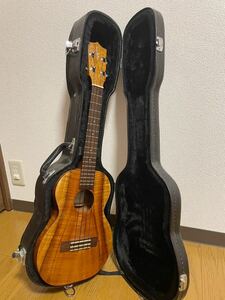 超美品！KAMAKA カマカ ウクレレ Handcrafted since 1916 HANOLULU HAWAI USA ukulele ハードケース付き　2009