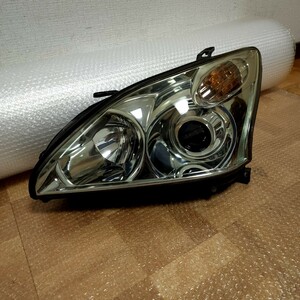 希少 トヨタ 30 ハリアー 純正 HID ヘッドライト 左 助手席側 KOITO48-33 打刻3 MCU30W MCU35W ACU30W ACU35W 棚C121 検索) フォグ　グリル