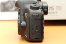 美品 CANON EOS 7D Mark II ボディ_画像6