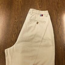 【FB057】TOMMY HILFIGER W34 L32 ツータック チノパンツ ワークパンツ ベージュ メンズブランド古着 トミーヒルフィガー 送料無料_画像1