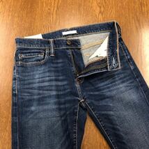 【FB403】Abercrombie&Fitch W30 L32 色落ち加工 ジーンズ ジーパン デニムパンツ ストレッチ生地 スキニー ブランド古着 アバクロ送料無料_画像4