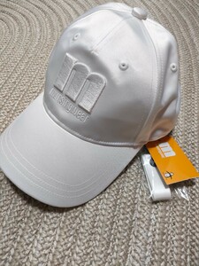 新品 未使用 マンシング MunsingWear キャップ サテン ホワイト 白（55-59cm） 帽子 抗菌防臭 ゴルフ 後ろベルトで調整可
