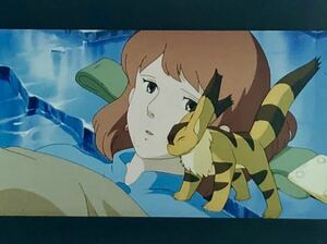 『風の谷のナウシカ (1984) NAUSICAA OF THE VALLEY OF WIND』35mm フィルム 1コマ スタジオジブリ 映画 Film 寄り添うテト