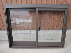 トステム　窓　サッシ　アルミ　半外付　W780ｘH570mm　07405　オータムブラウン　アトモスⅡ　　リフォーム　修理　取替え　透明ガラス　