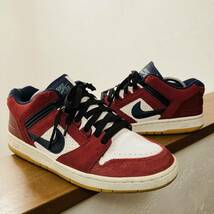 【レア】NIKE SB AIR FORCE 2 LOW 28㎝　シカゴカラー_画像1