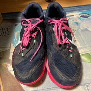 【送料無料】中古／NIKE ズームヴェイパープロ／テニスシューズ／ブラック×ピンク (訳あり)