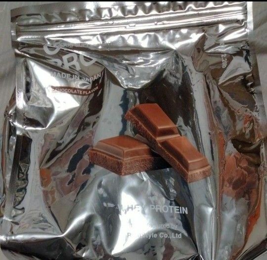 新品未開封　1kg OIC PROTEIN チョコレート味 ホエイプロテイン オイシー　チョコ味　オイシープロテイン