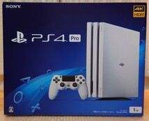 PlayStation 4 Pro グレイシャー・ホワイト 2TB (CUH-7100BB02) DUALSHOCK4コントローラー(未使用・未開封品)付き_画像1