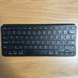 Anker Ultra Compact bluetooth keyboard USキー