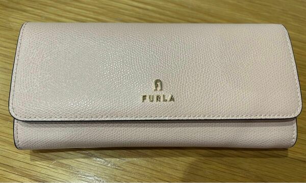 FURLA カメリア長財布　キャンディピンク