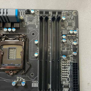 ☆GIGABYTE GA-P67A-UD3R-B3 LGA1155 マザーボード ギガバイト 現状☆の画像3