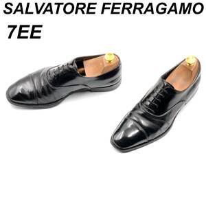 即決 SALVATORE FERRAGAMO フェラガモ 25cm 7EE メンズ レザーシューズ ストレートチップ 内羽根 黒 ブラック 革靴 皮靴 ビジネスシューズ