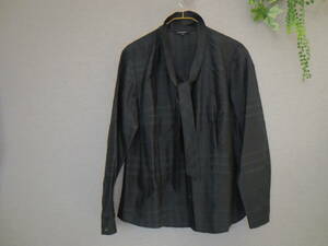 * unused Burberry long sleeve blouse 44 dark navy three . association made in Japan large size 