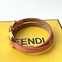 フェンディ FENDI レディース ブレスレット ピンク_画像4