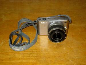 ◆◇Nikon Nikon1 J2 ダブルズームキット（シルバー）◇◆