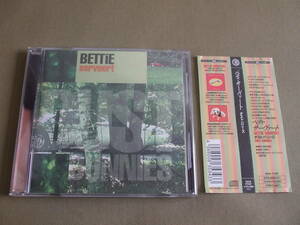 オランダ出身オルタナ・バンド / BETTIE SERVEERT ベティ・サーヴァート「ダスト・バニーズ」帯付き国内盤　キャロル・ヴァン・ダイク