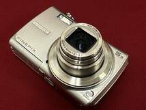 ※5582 動作OK メモリ付き F100FD FUJIFILM コンデジ 充電器 バッテリー 取説_画像2