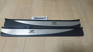  フェアレディZ　Z34　純正オプション イルミネーション付 キッキングプレート 左右セット スカッフプレート　取説あり