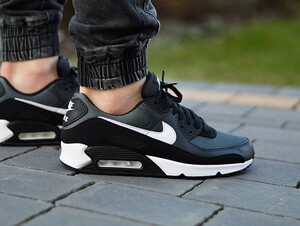 N15【特価/Used/入手困難】NIKE AIR MAX 90 IRON GREY/WHITE/DARK /Jordan sb force atmos AIRMAX dunk acg supreme 1 2 4 95 97 90 