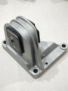  Volvo /VOLVO engine mount on side | S60 | V70II | XC70 | S80 | XC90 | MEYLE made 