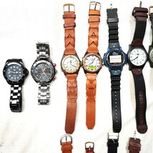 TIMEX タイメックス 50本 まとめて サファリ クロノグラフ他 メンズレディース腕時計 大量 セット kg本点個 ジャンク G24_画像2