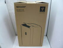 ☆ 新品同様 シャープ株式会社 SHARP 衣類乾燥 除湿機 CV-R71 -W ホワイト プラズマクラスター Plasmacluster 除湿器 ☆_画像1