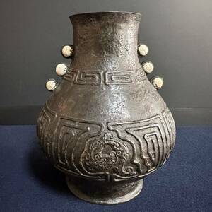 [KJ564] 古銅 玉球耳付花瓶 龍文銅花瓶 高さ約24.5cm 壺 花器 花生 飾り壺 骨董 金属工芸