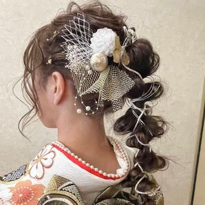 チュールたっぷり！和装ヘアアレンジ　プリザーブドフラワー　★成人式/卒業式/七五三/結婚式　水引き/金箔