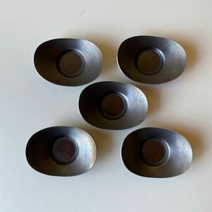 茶托 茶道具　燻銀小判形　金属工芸 寸法9.5x6.5高2.0センチ