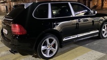 1/18 ポルシェ カイエン 黒 ブラック Motormax Porsche Cayenne 9PA metallic black 2008 1:18 新品 梱包サイズ80_画像3