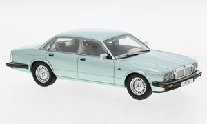 1/43 ジャガー ソブリン メタリック グリーン Neo Jaguar XJ40 Sovereign metallic-light green 1990 1:43 新品 梱包サイズ60