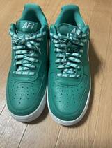 Nike Air Force 1 '07 LV8 NBA Neptune Greenナイキ エアフォース 1スニーカー 27.０cm_画像1