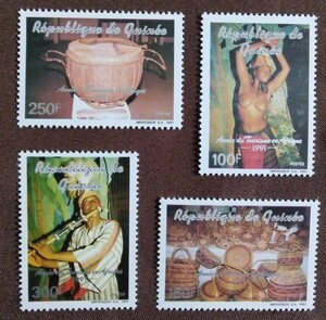 ギニア　1991 アフリカ観光　4完 民俗　ダンス　音楽　楽器　民芸　未使用糊あり