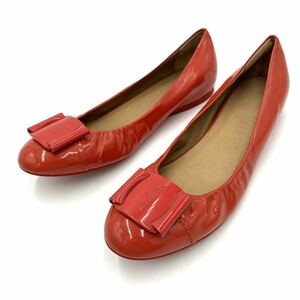 E ＊ イタリア製 '高級婦人靴' Salvatore Ferragamo サルヴァトーレフェラガモ 本革 ヴァラ フラット パンプス / バレエシューズ 7C 24cm