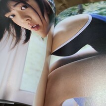  宮脇咲良ファースト写真集 さくら 初版帯ポスター付き_画像5