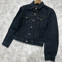 V @ 古着 '都会のアメカジウェア' LEVI'S リーバイス 刻印 137 濃紺 3rd デニム ジャケット / Gジャン sizeM GIRL ガール 上着 アウター _画像1