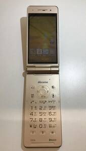 P-01G　ドコモ　本体　ゴールド　ガラケー　パナソニック　docomo　Panasonic