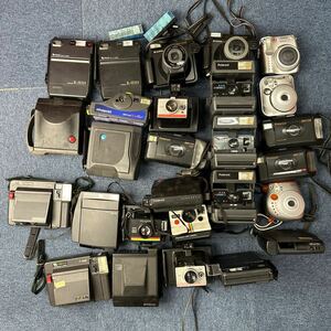 大量！計:27個　Polaroid　ポラロイドカメラ　インスタントカメラ　まとめ売り　FUJIFILM 等　ジャンク品 A017 