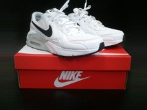 ☆r☆【NIKE(ナイキ)】エア マックス エクシー AIR MAX EXCEE ホワイト/ブラック/グレー CD4165 100 スニーカー シューズ/26㎝☆_画像1