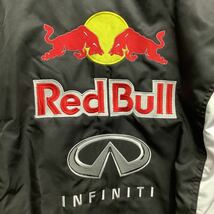 ブルゾン　Mサイズ　Red Bull ⑤ レッドブル レーシングジャケット　ジャンパー　ナイロンジャケット_画像9