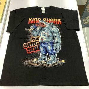 SR13D4. デザインTシャツ XXLサイズ　KING SHARK キングシャーク　THE SUICIDE SQUAD スーサイドスクワッド