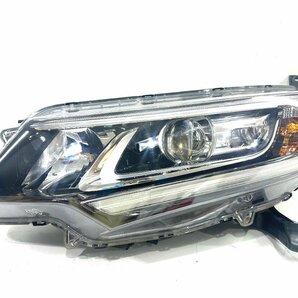 ★良品★ ホンダ フリード  GB5/6 純正 左右 LED ヘッドライト STANLEY W2172 刻印J5 （81A-65）の画像2