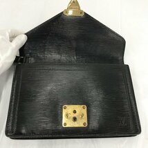 LOUIS VUITTON　ルイヴィトン セカンドバッグ　エピ ポシェット セリエ ドラゴンヌ M52612　【CBAF2032】_画像10