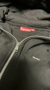 【送料無料】 Supreme Small Box Zip Up Hooded Sweatshirt ブラックシュプリーム パーカー ボックスロゴ